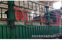 山西鐵礦客戶采購的5噸湘潭鋰電池電機車裝車發(fā)貨